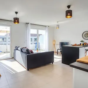 L17 Arenas 3 Balconies 5mins To The Sea Nice