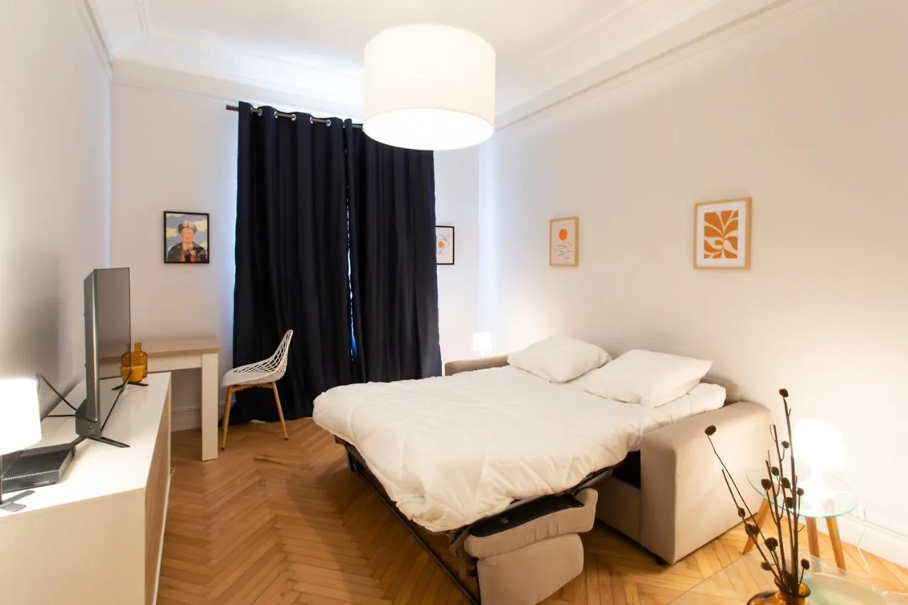 26 Nice Parc Imperial Studio 0*,  France